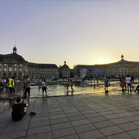 Dependance Cosy Dans Maison Bordelaise A 200m Du Tram Et Du Chu Apartamento *